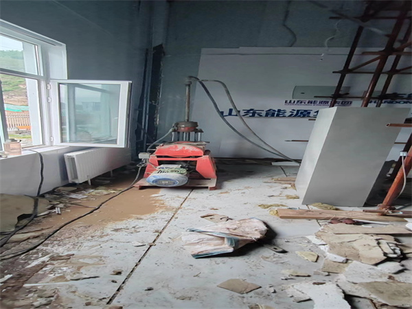 万柏林地基基础下沉墙体裂缝加固注浆顶升施工